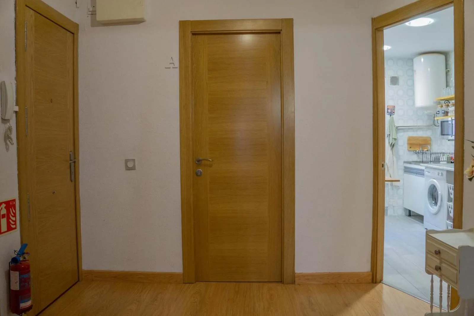 Apartamento Piso Completo Cerca De Estacion Bus, Tren Y Ferrys Santander 0*,